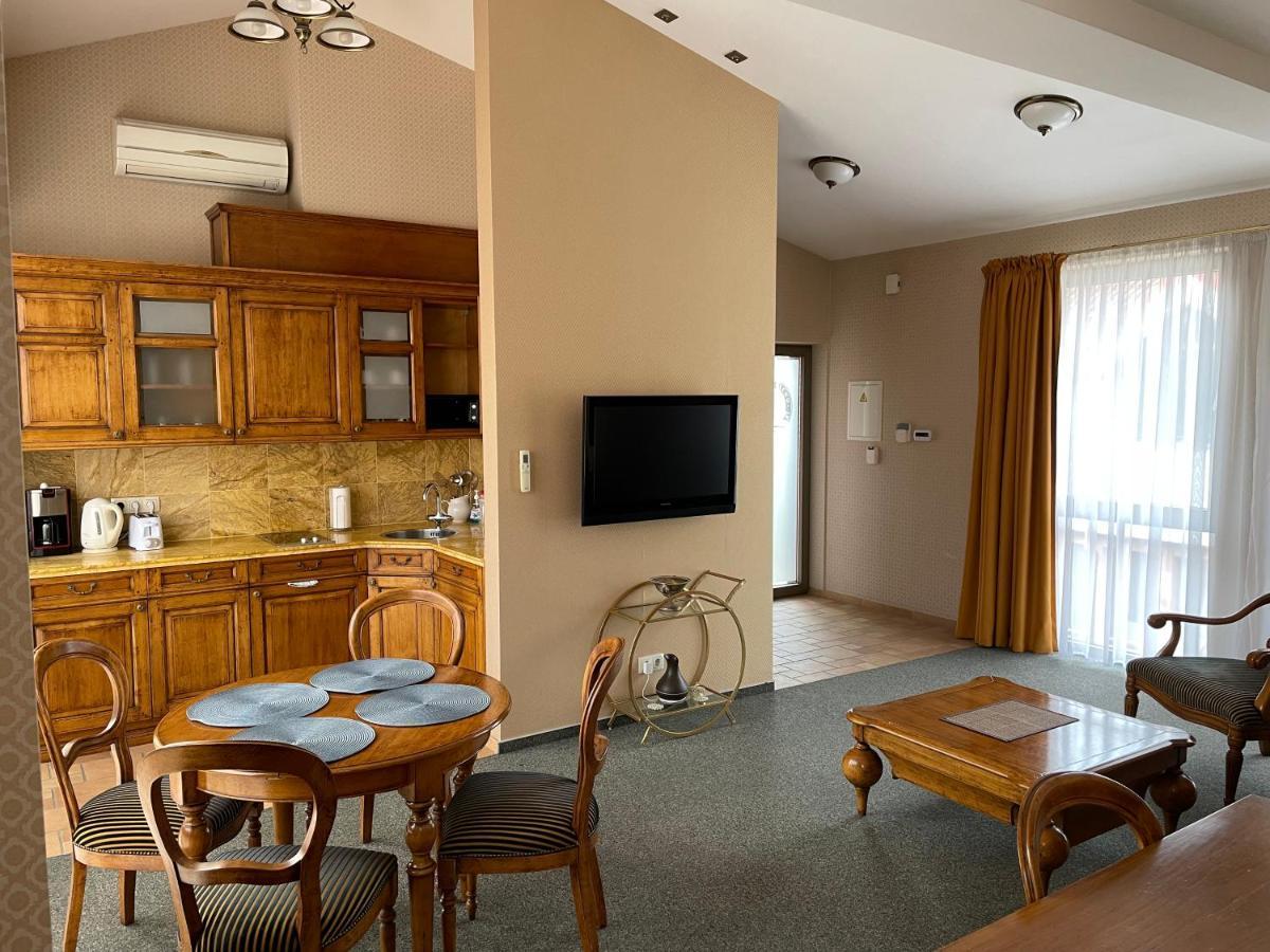 Apartment Senamiescio Inkaras クライペダ エクステリア 写真
